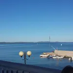 شقة Centar بيتريتْشاني