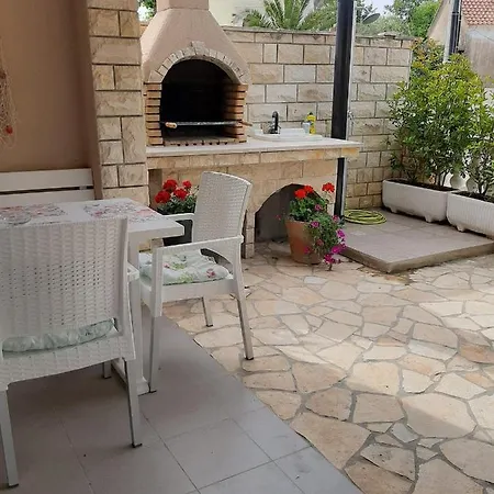 Apartment Apartment Petrcane